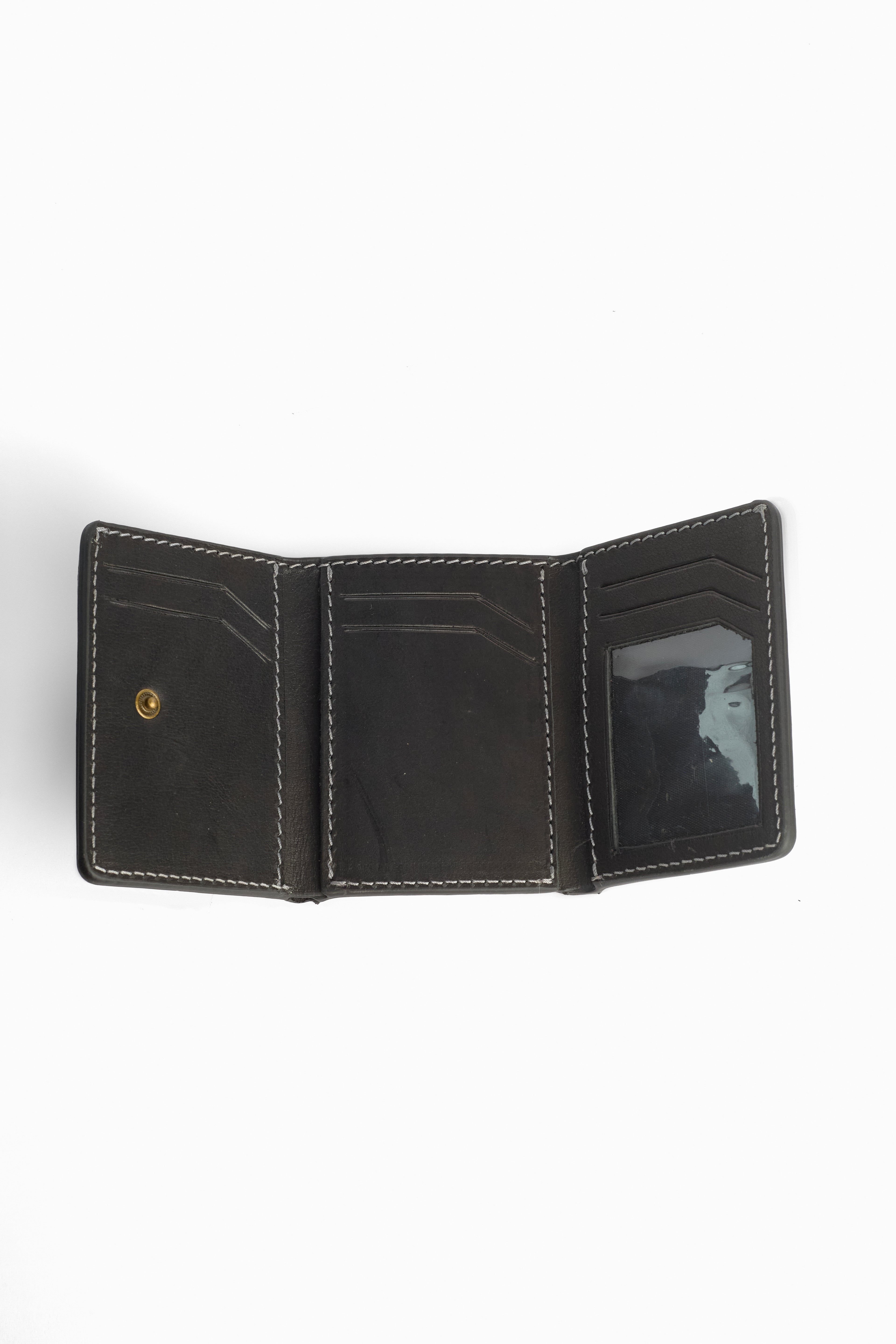wallet napa Triple Capsule Station black