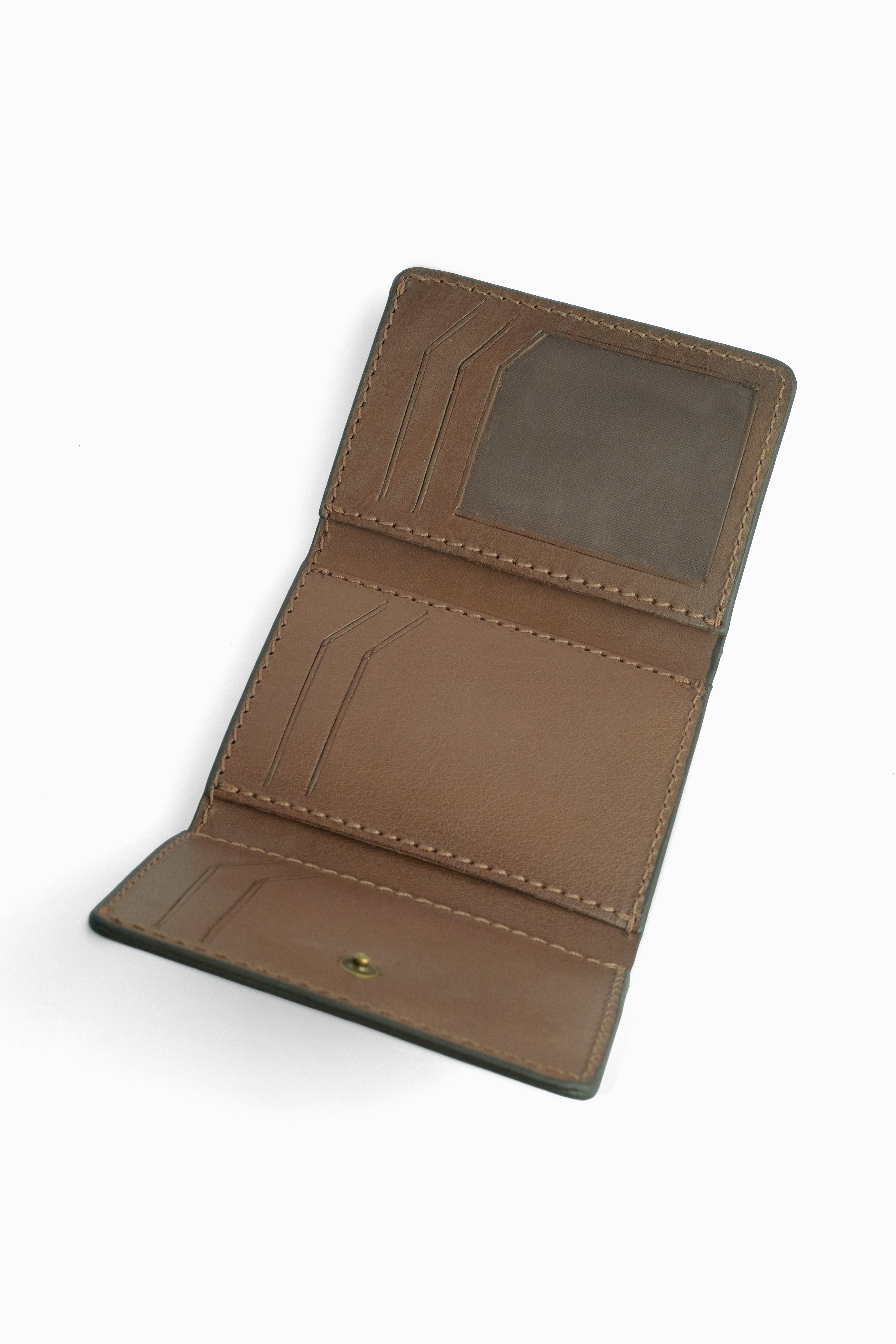 wallet napa Triple Capsule Station brown